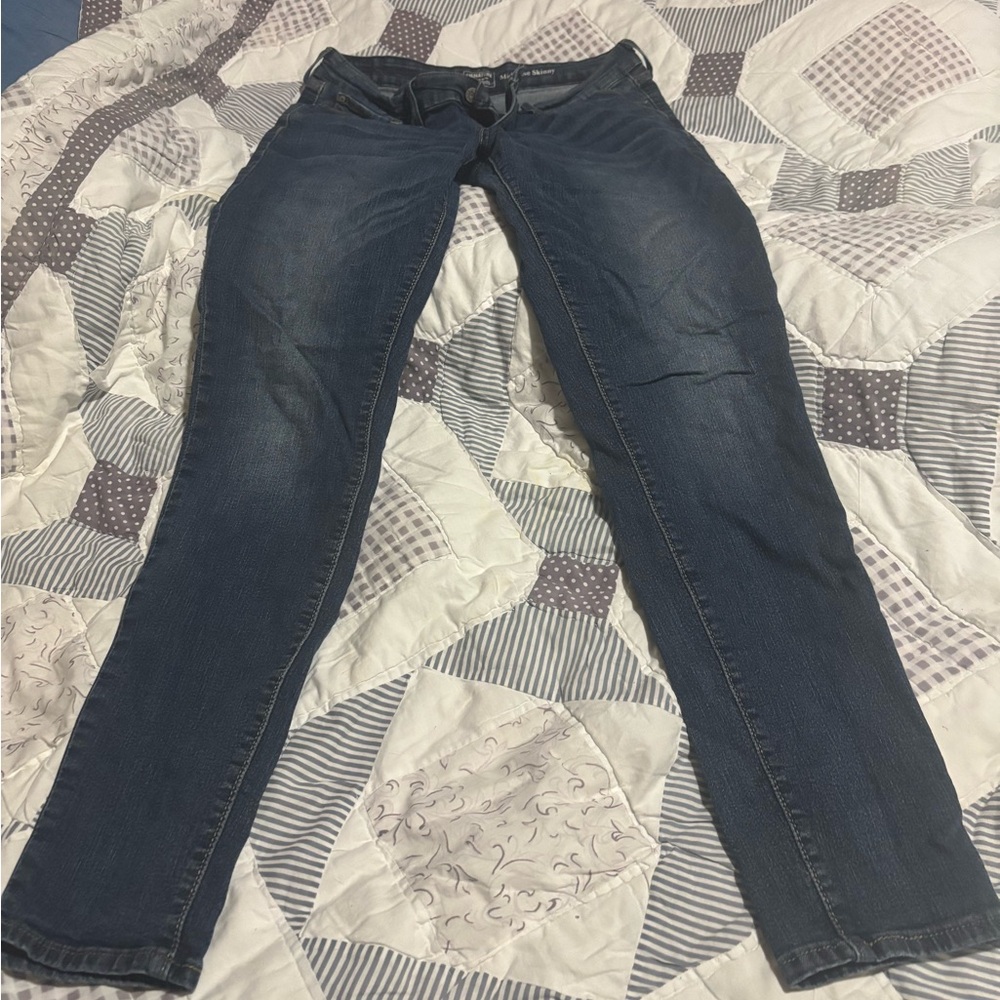 Levi mid rise jeans size 12 long